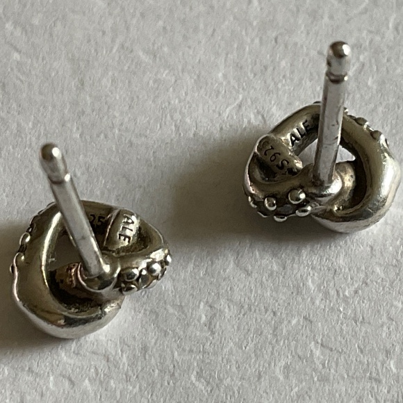 Pandora heart knotted earrings - Picture 4 of 5